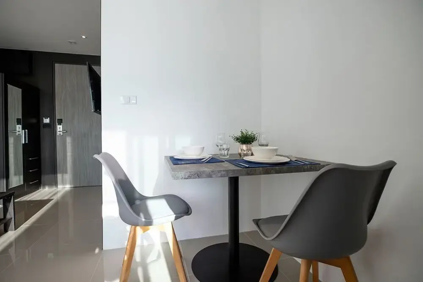 Studio Central Hillview A901