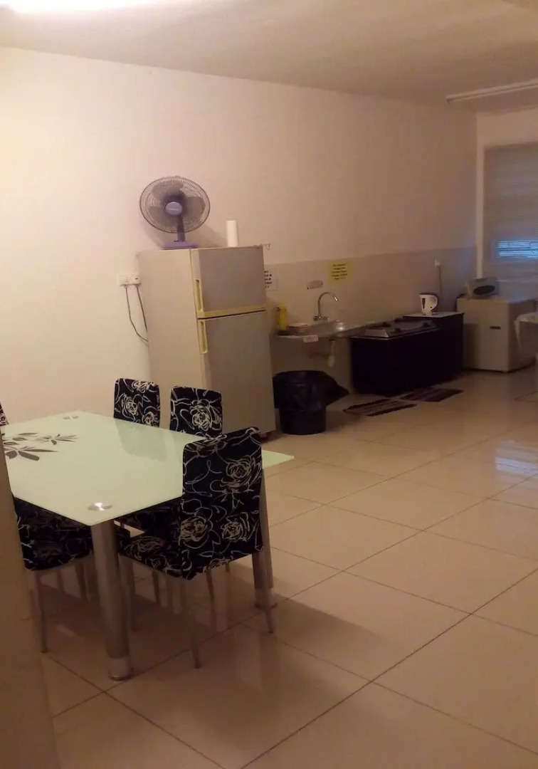 Elessandra 3 Storey 5 Rooms