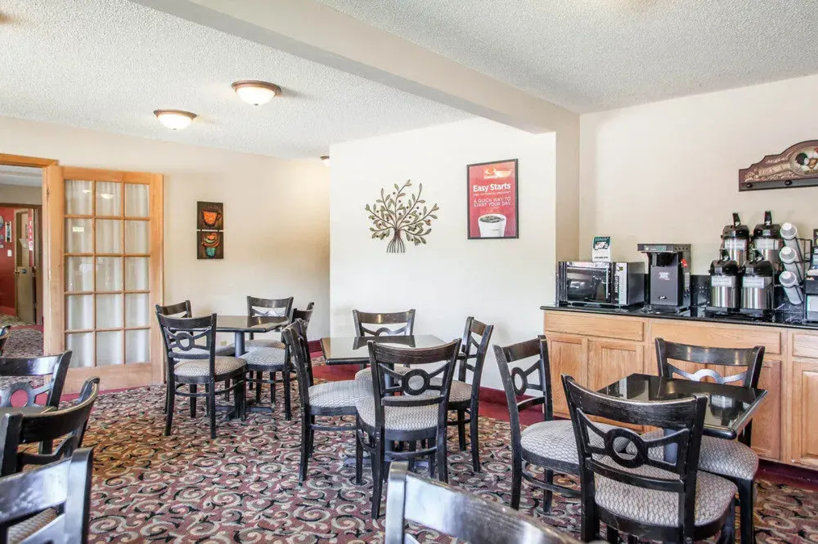 Econo Lodge Inn & Suites Bettendorf