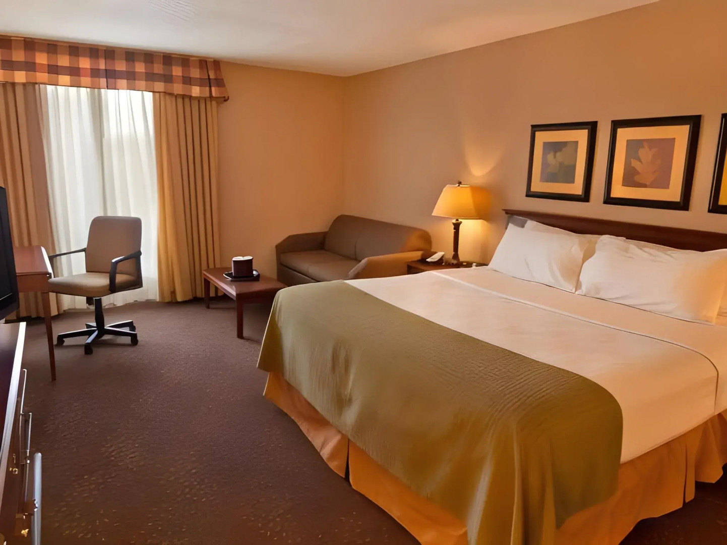Buffalo Airport Hotel