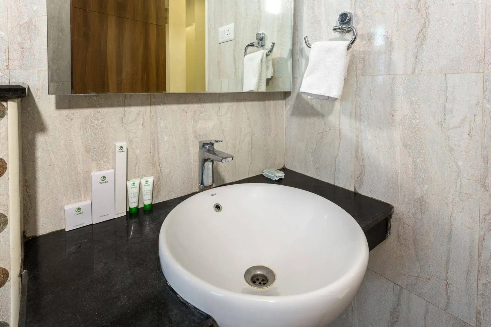 Treebo Berrys Boutique