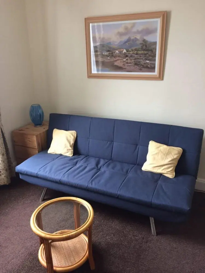 Commodore Guest House