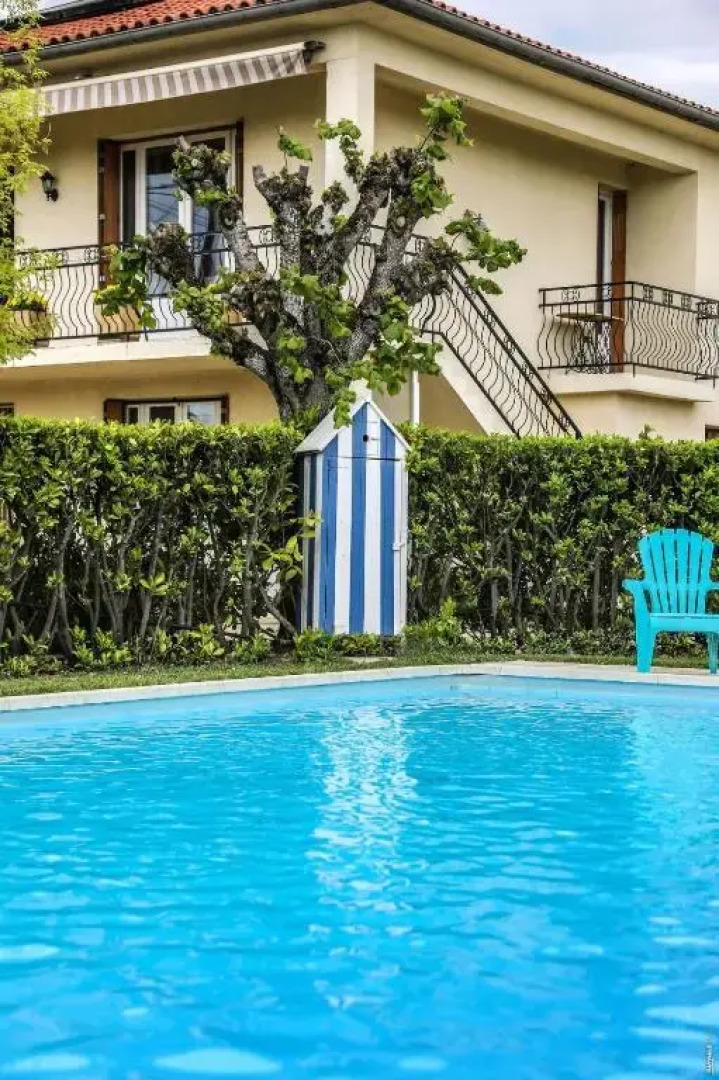 JOLI APPARTEMENT - PISCINE - 68m2 - GAILLAC