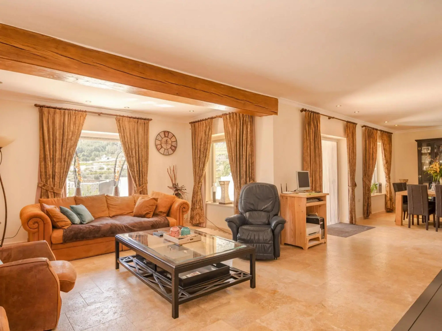 Serene Holiday Home in Callosa d' Ensarria with Private Pool