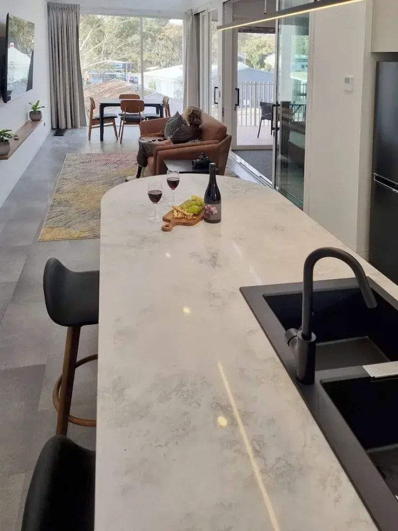 Clare Hillside Apartments