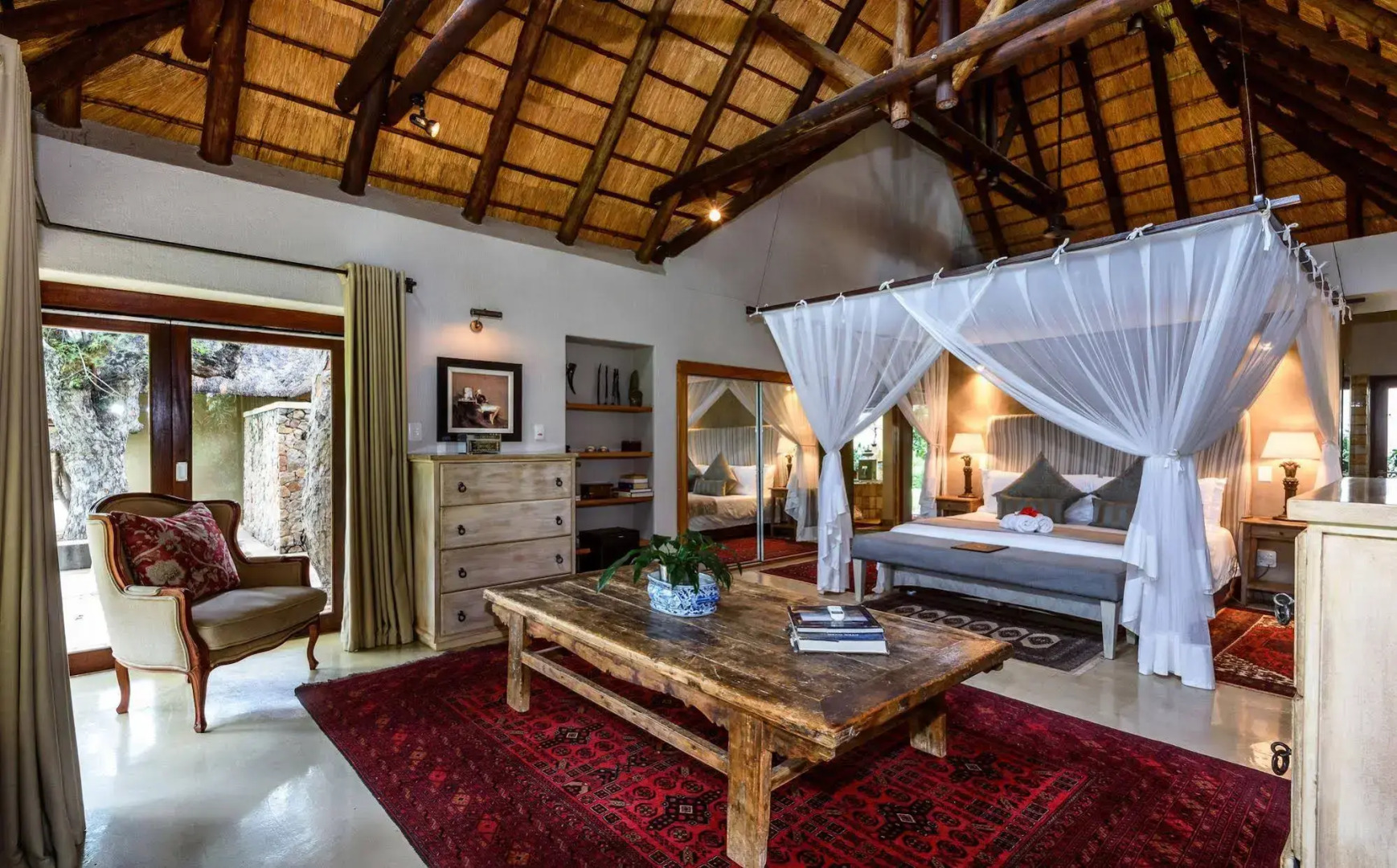 Khaya Ndlovu Manor House