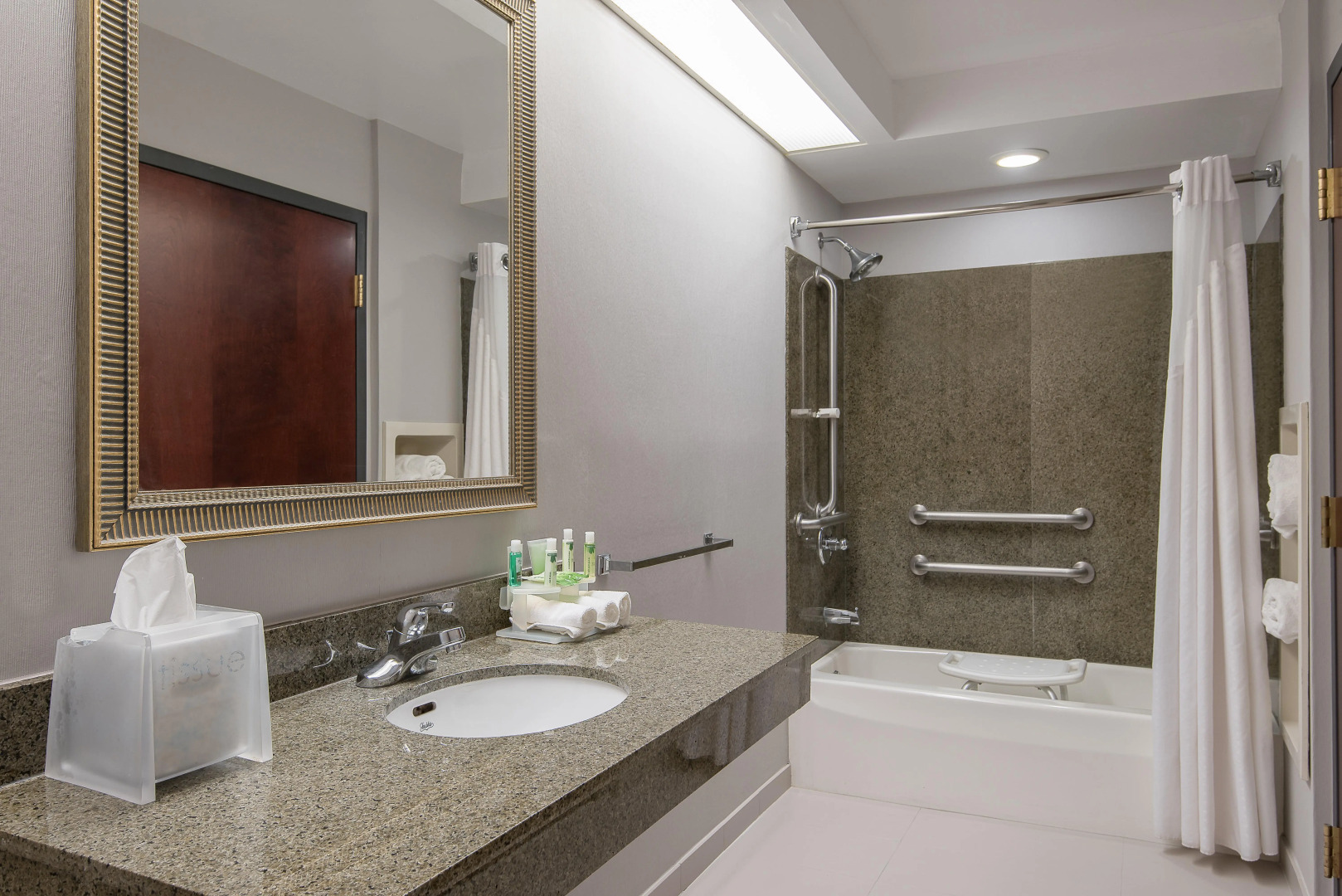 Holiday Inn Express & Suites Cooperstown by IHG