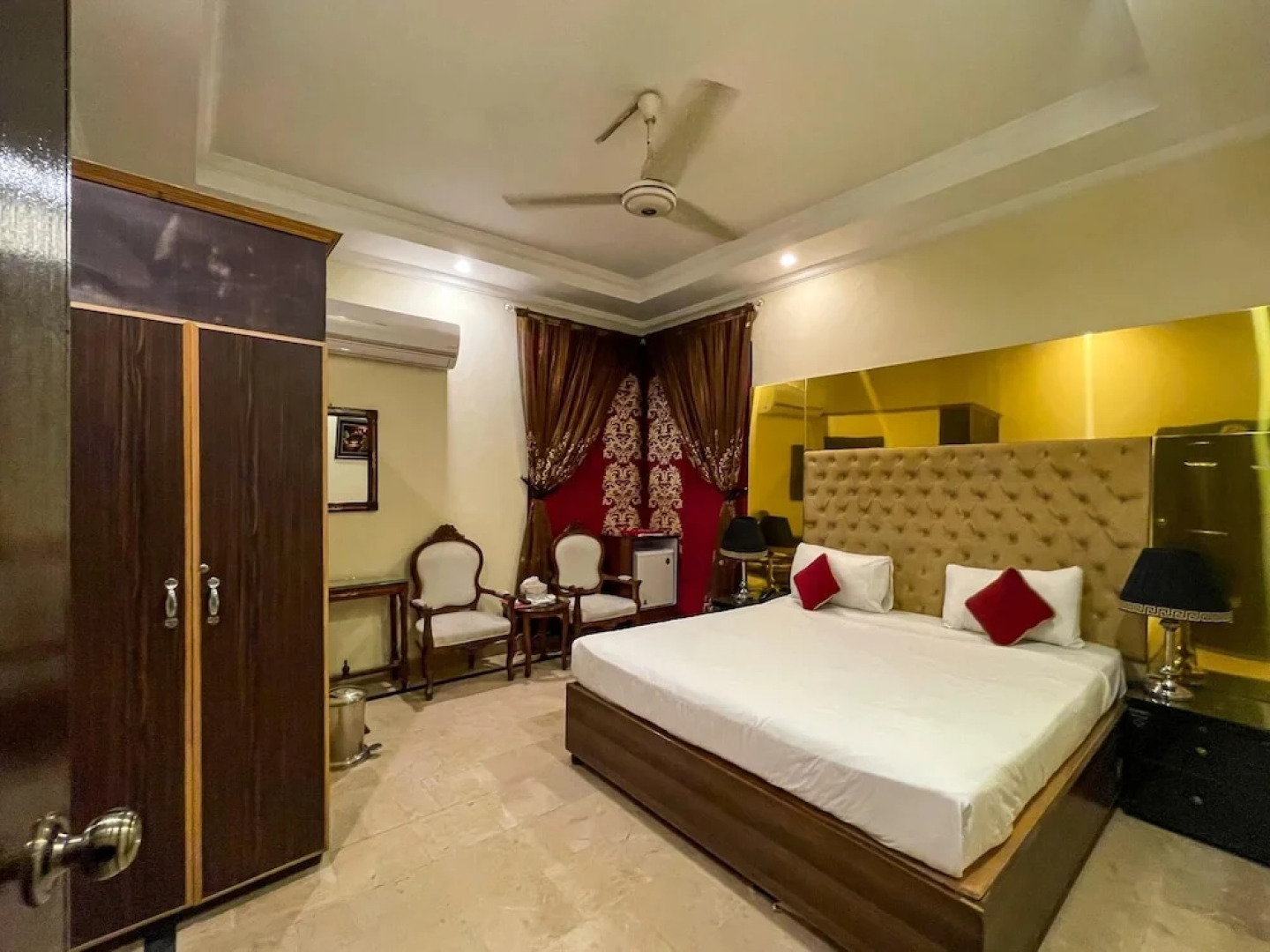 Rose Palace Hotel Gulberg