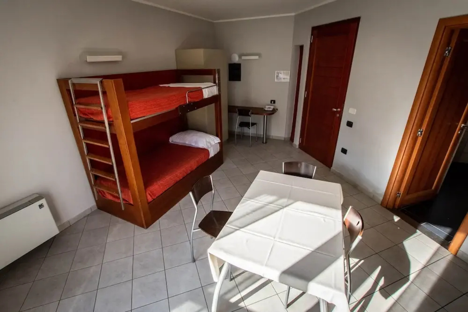 Room in Holiday House - Albavillage Residence Ideal Apartment for Families