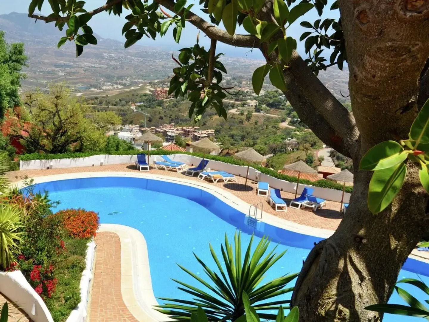 Spacious Apartment in Marbella With Swimming Pool