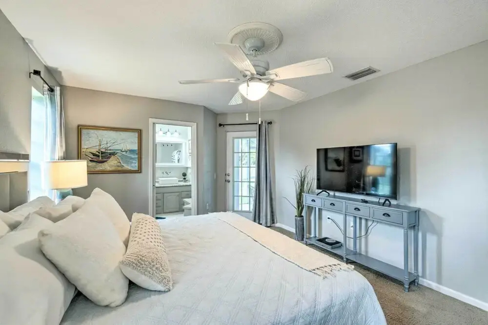 Punta Gorda Home w/ Lanai < 2 Mi to Downtown!