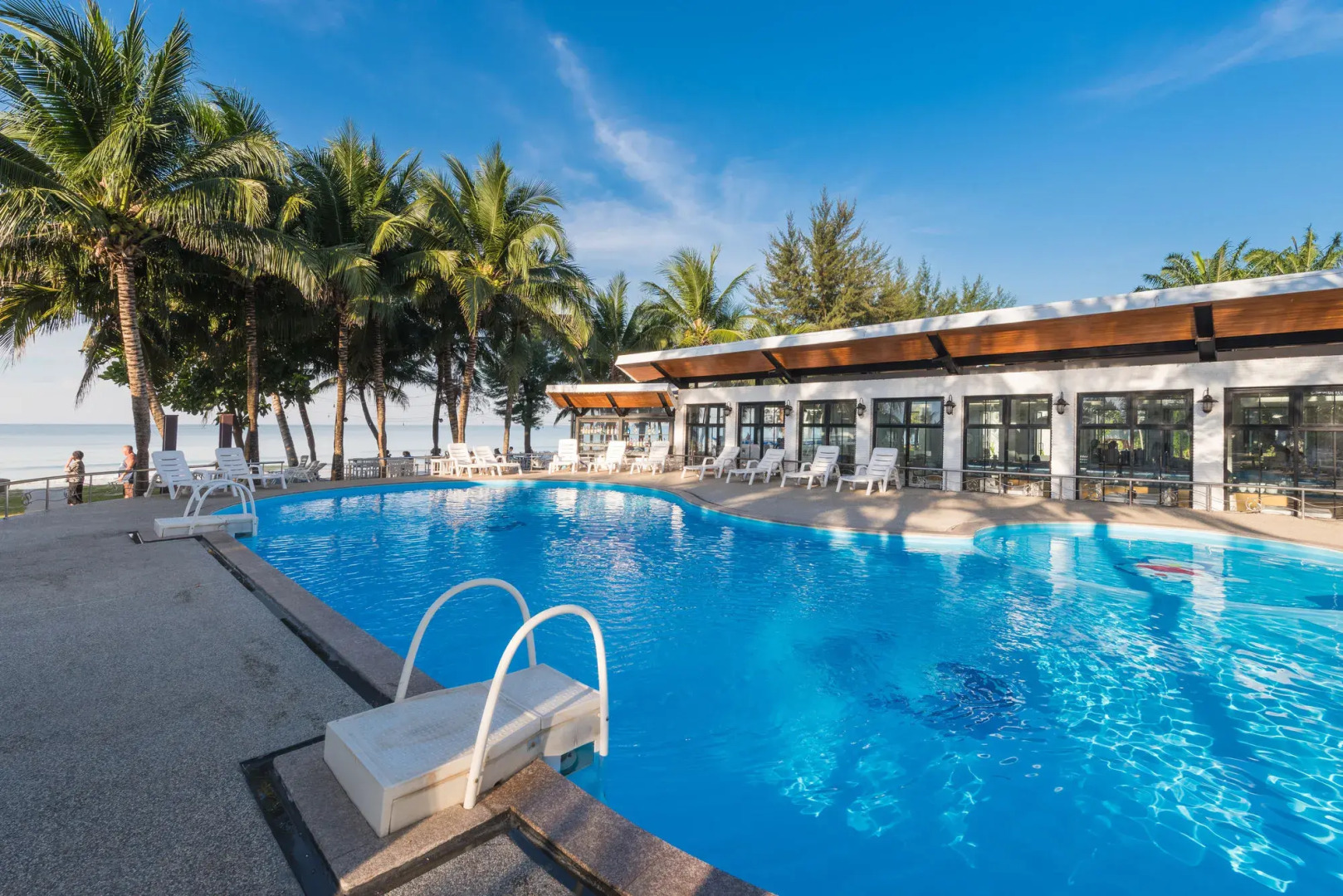 Chaolao Tosang Beach Hotel