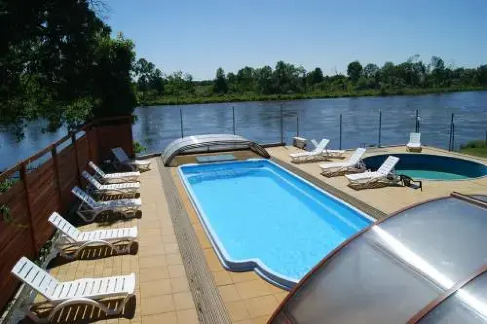 Dom Wczasowy Nadrzecze