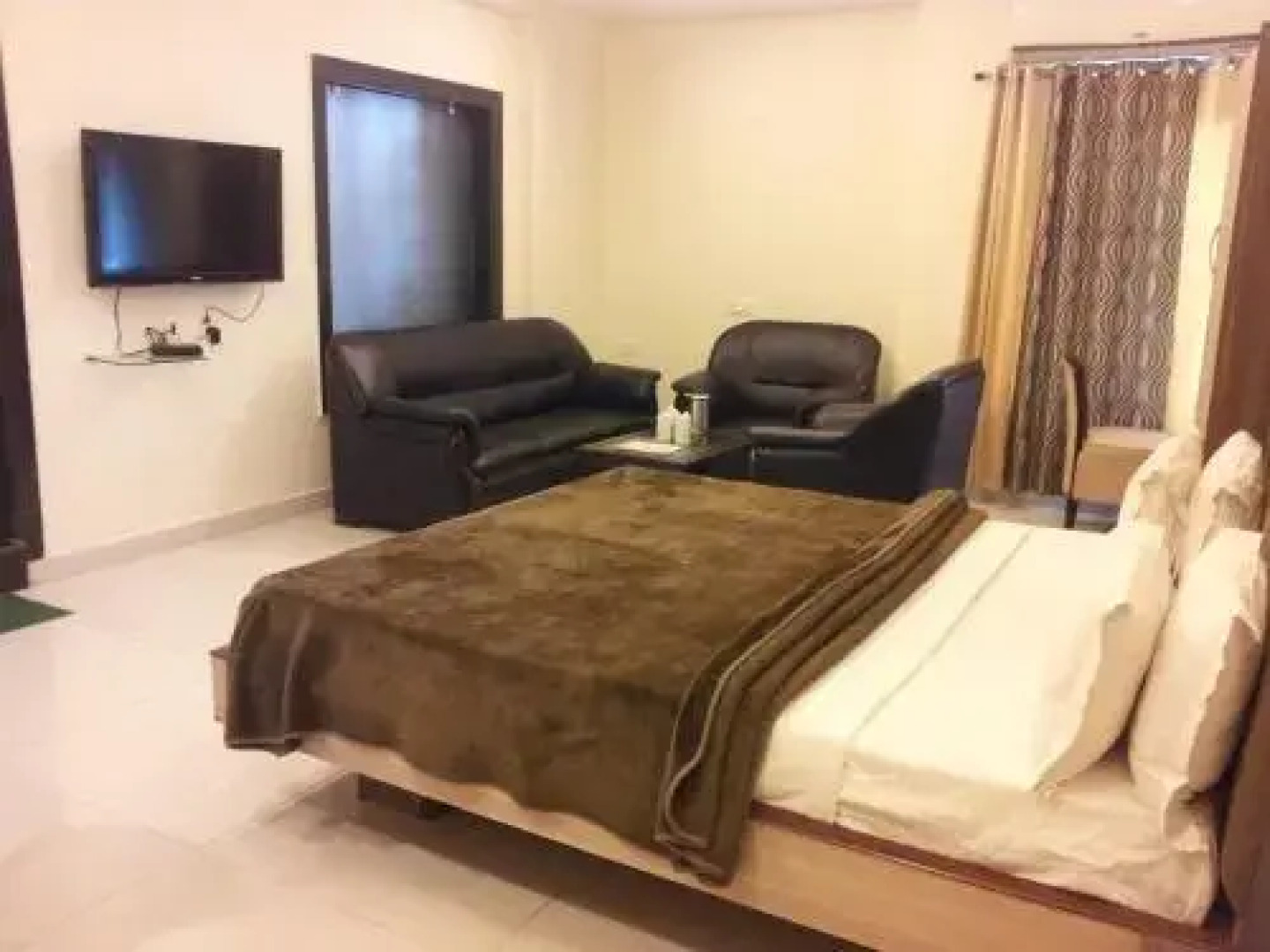 Pandit Mool Raj Residency