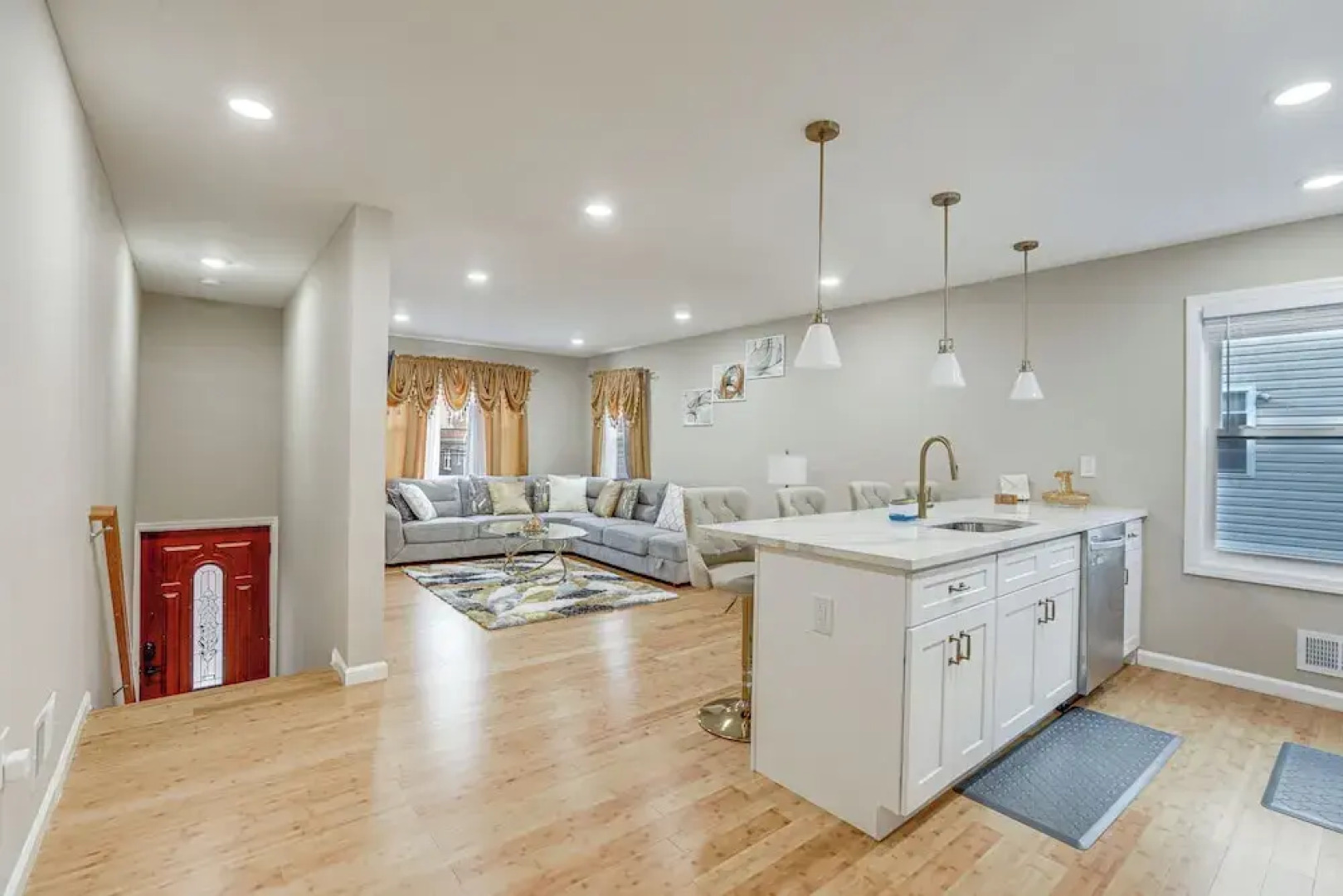 Irvington Vacation Rental ~ 20 Mi to Manhattan!