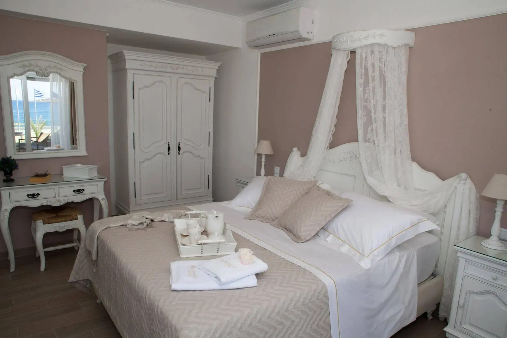 Blue Horizon Villa & Suites