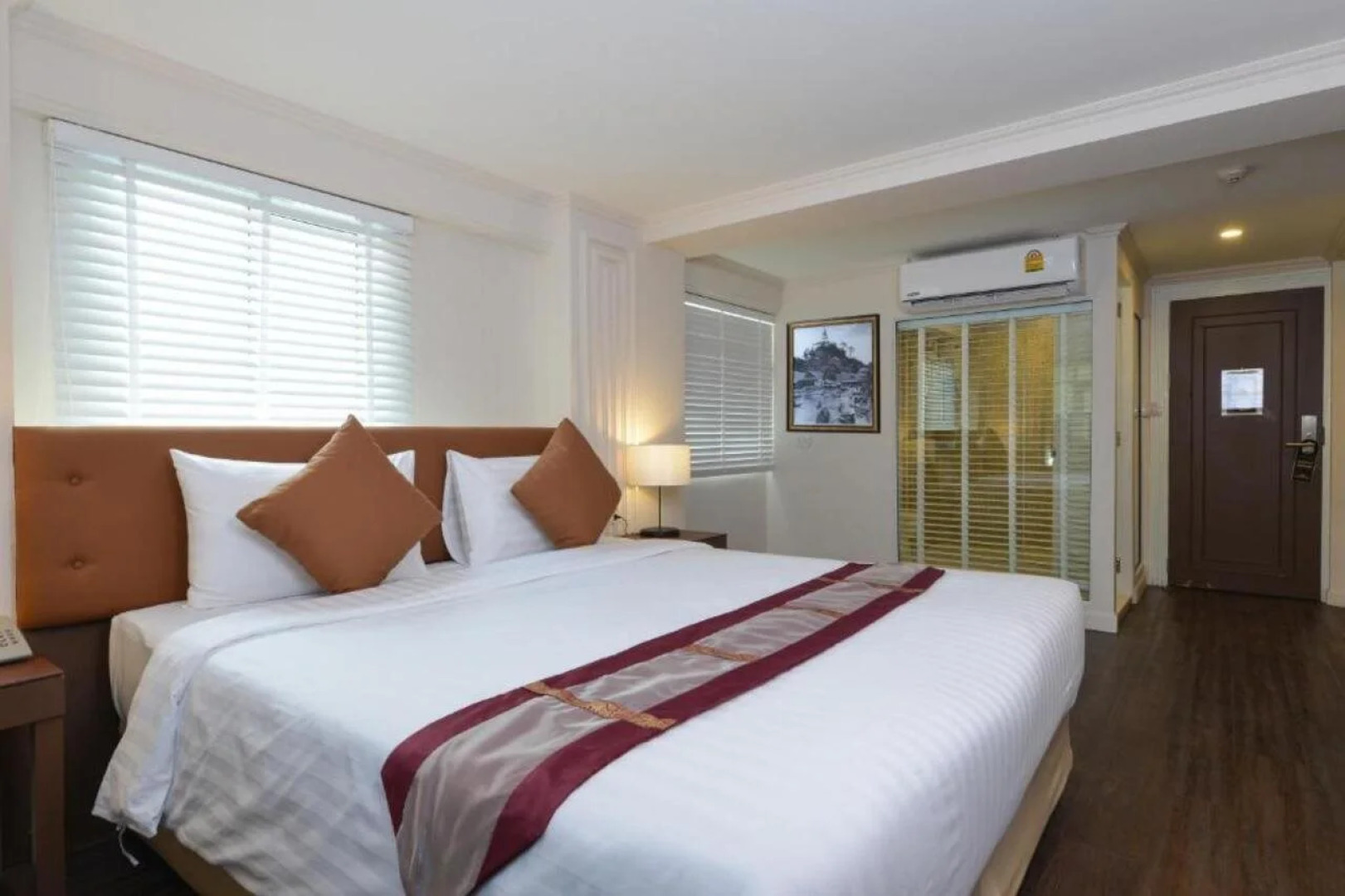 Siam Champs Elyseesi Unique Hotel