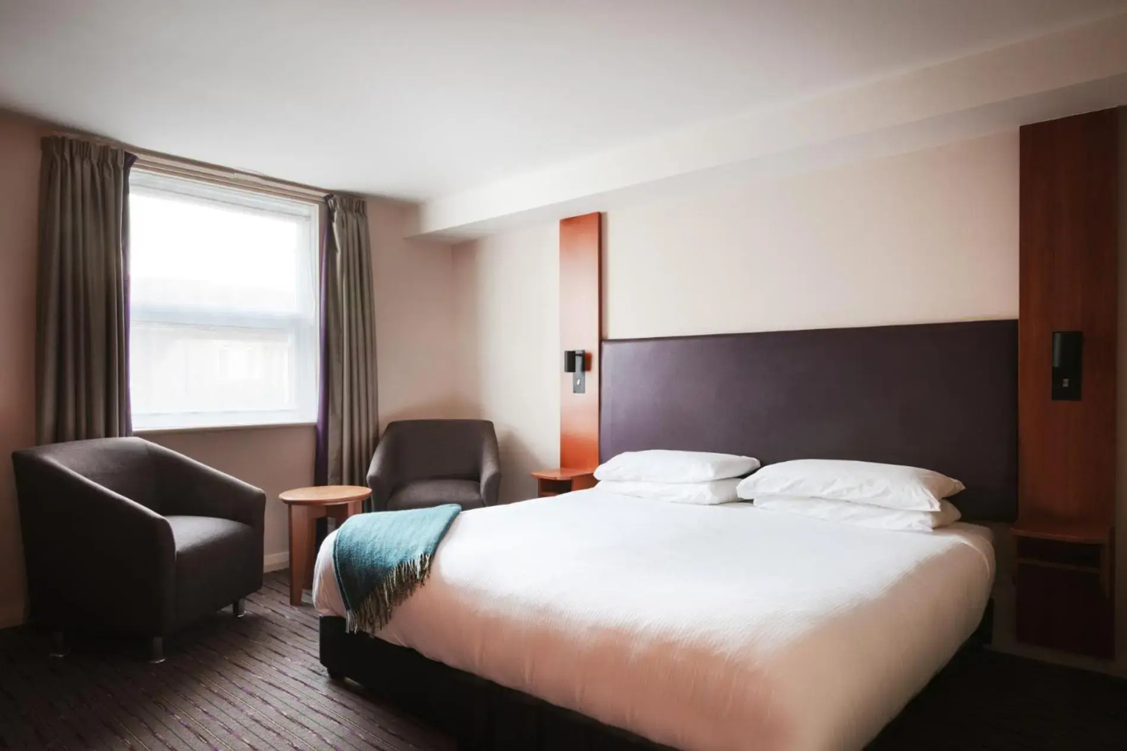 Premier Inn Chesterfield West