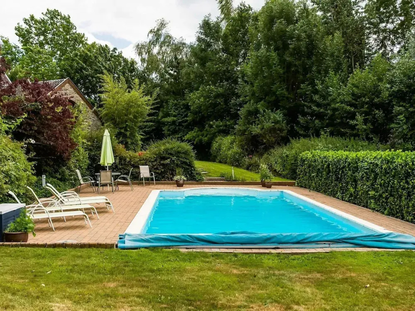 House in Sint Jansrade With Pool
