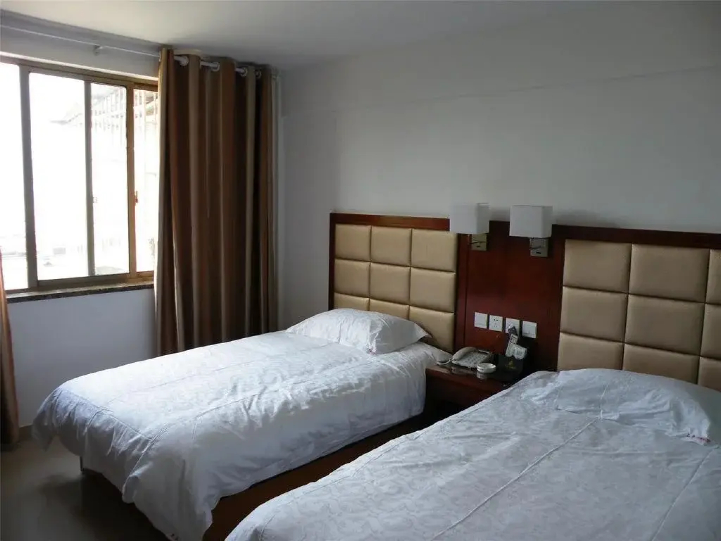Anqing Shangfeng Business Hotel