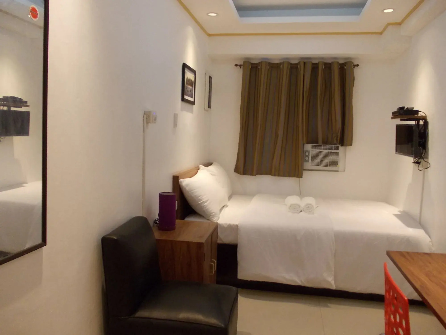 ZEN Rooms Makati City Hall