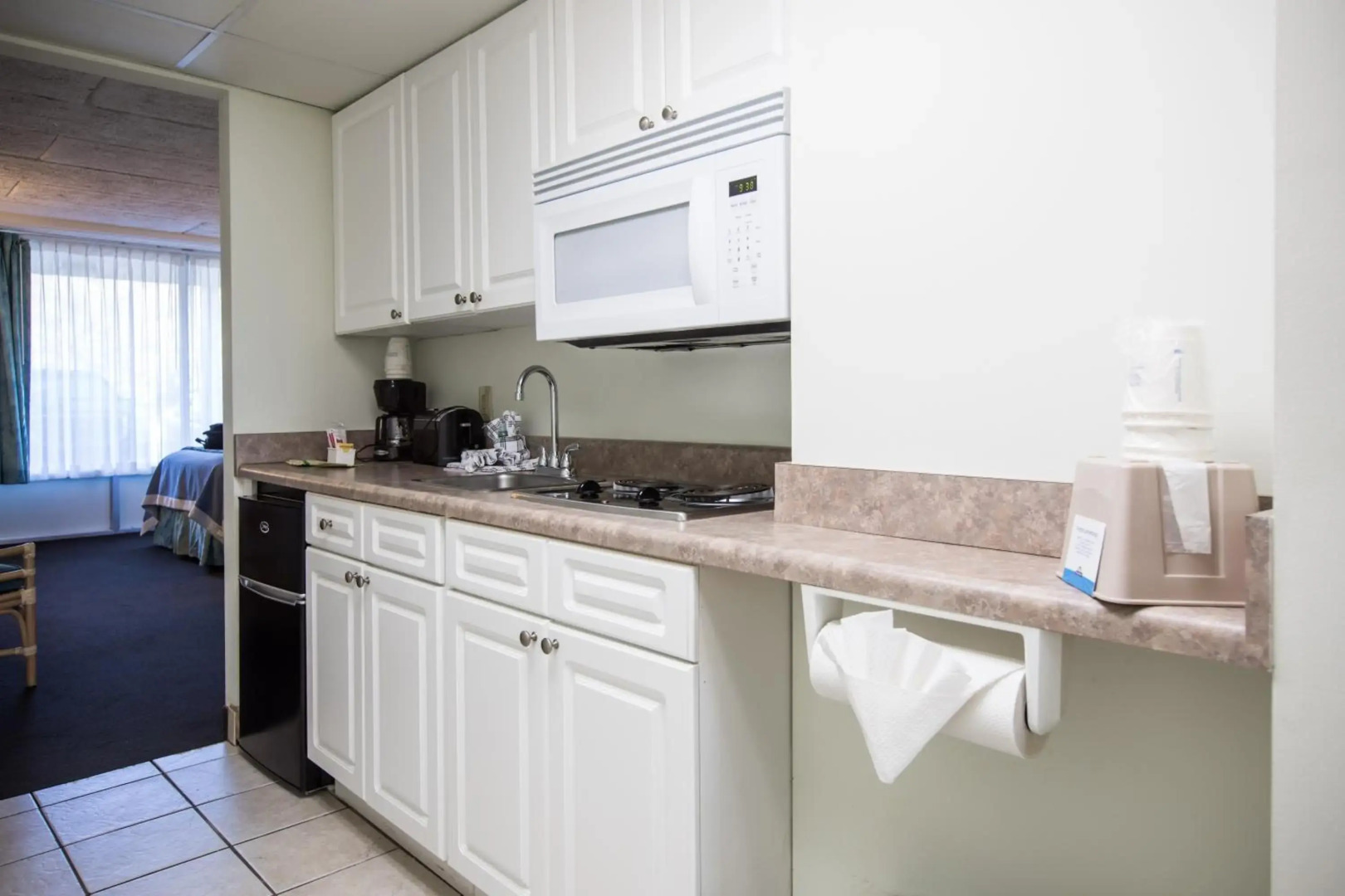 Days Inn & Suites by Wyndham Jekyll Island