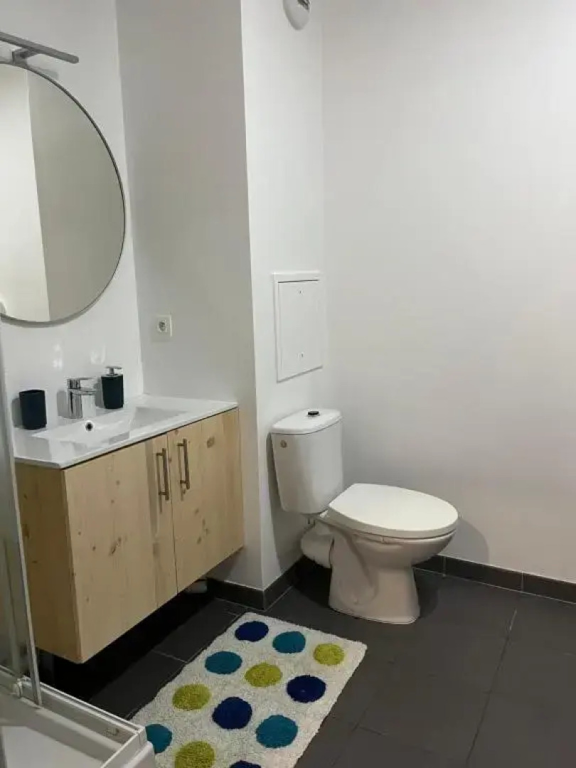 Superbe Studio Lumineux Haut de Gamme Tout Confort