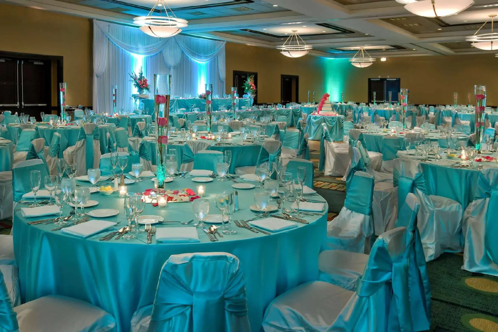 DoubleTree Suites by Hilton Htl & Conf Cntr Downers Grove