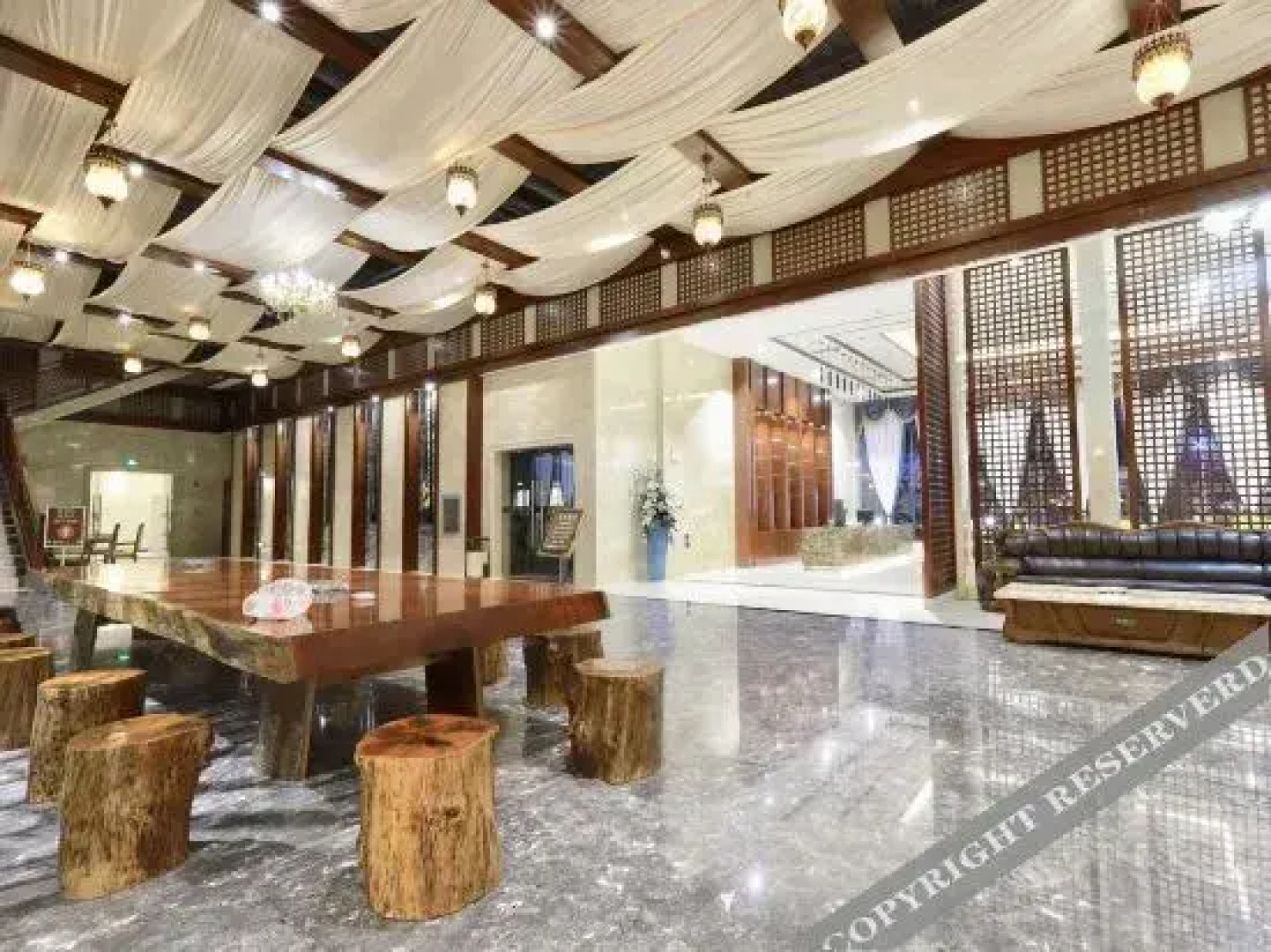 Tanghai Holiday Hotel