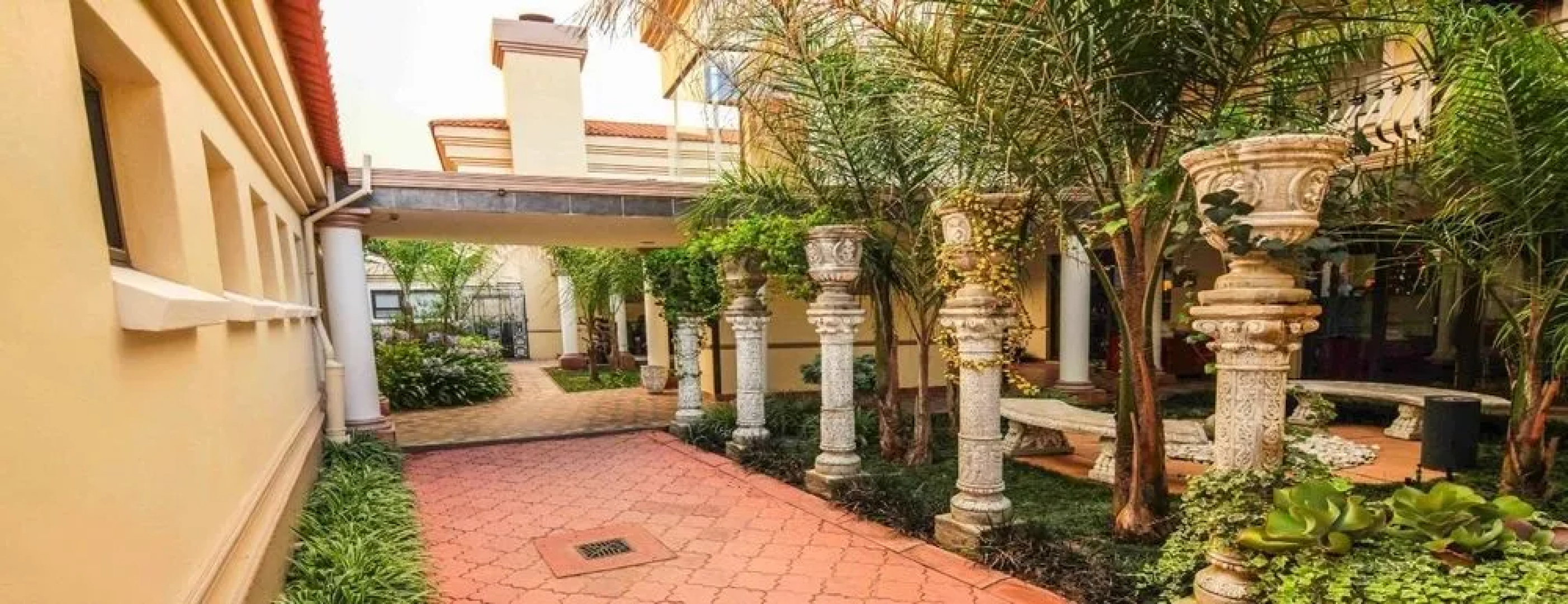 Caesars Guesthouse