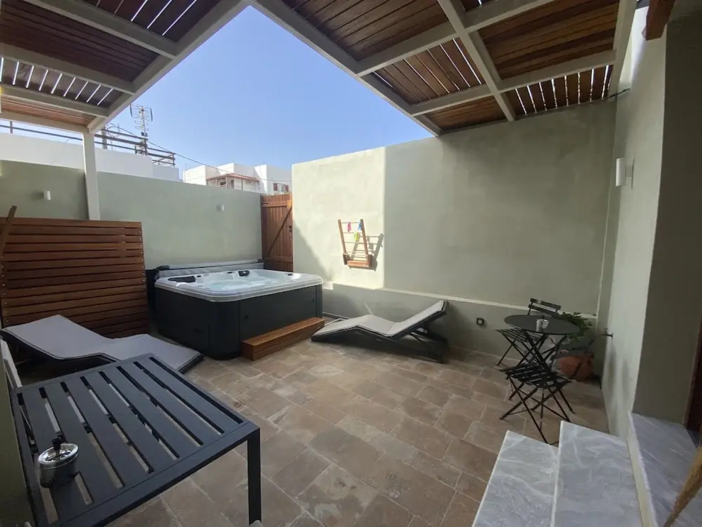 Andros 4 All Seasons