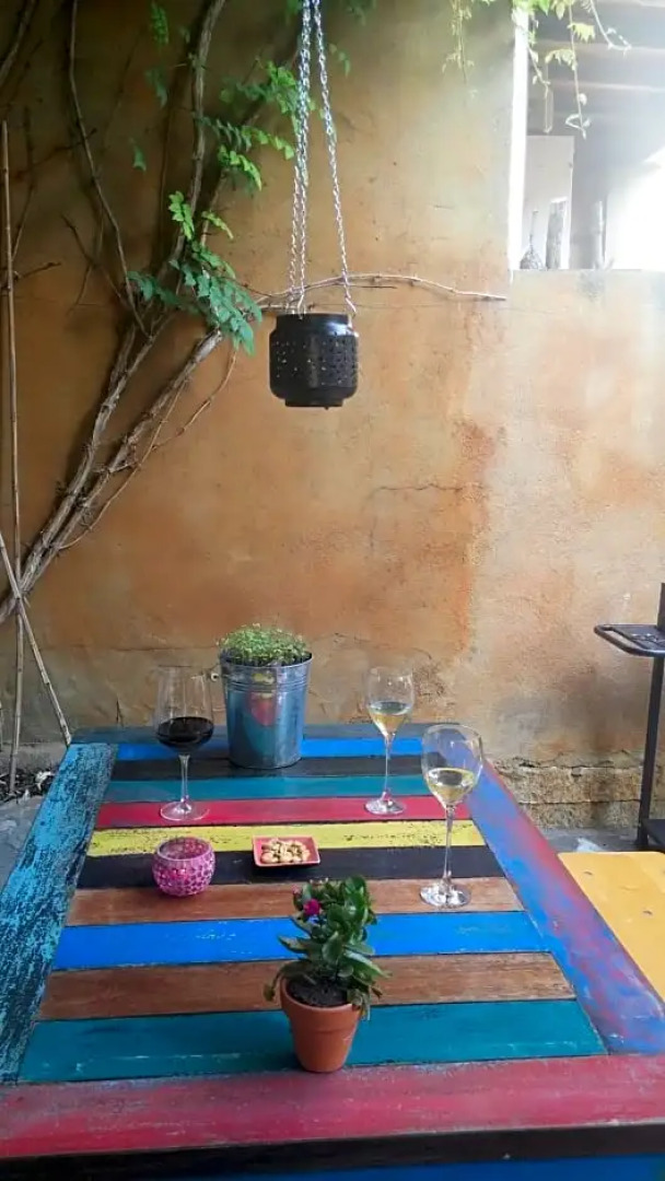 Les Magranes Bed & Breakfast