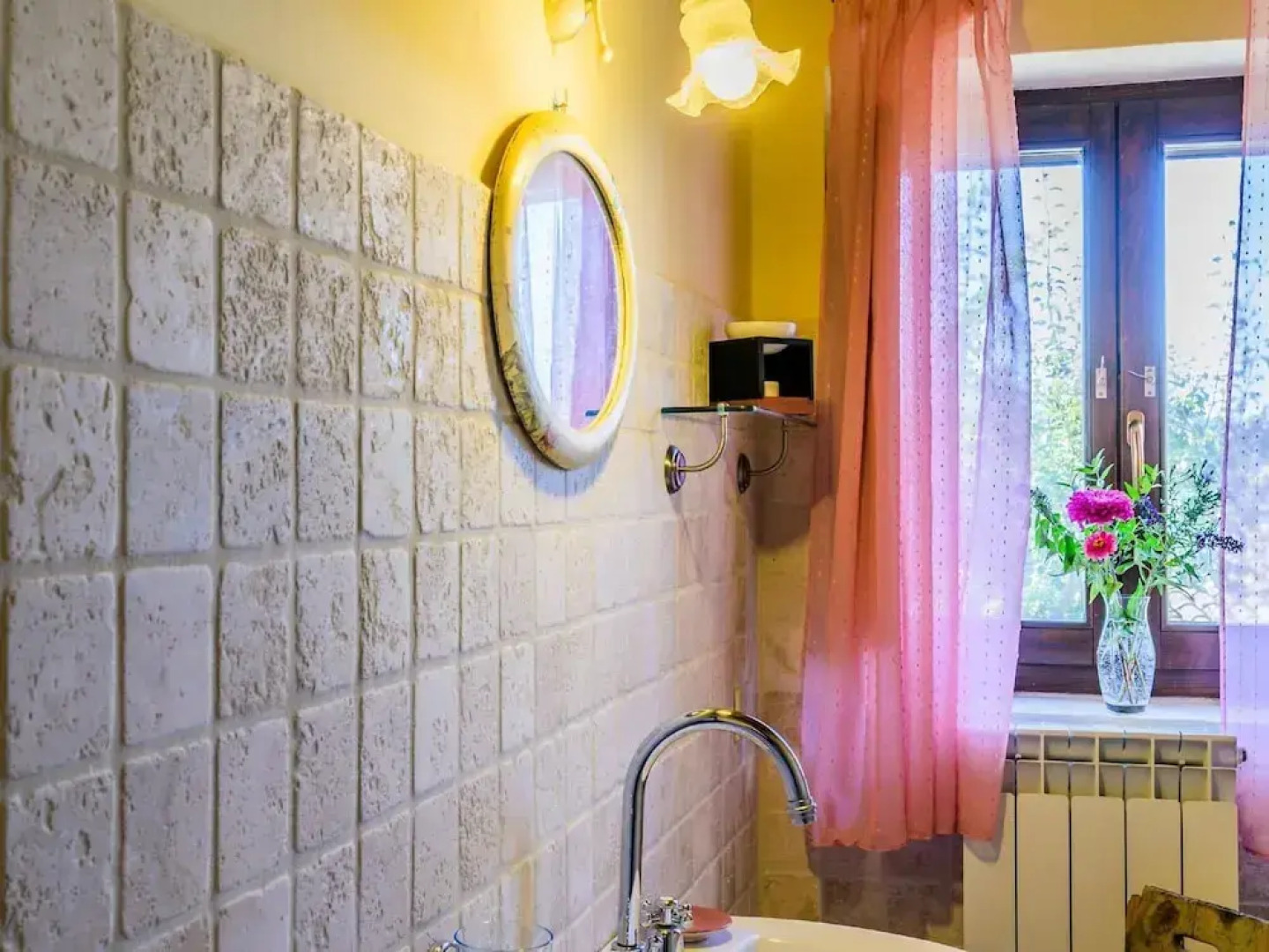 Belvilla by Oyo La Sibilla