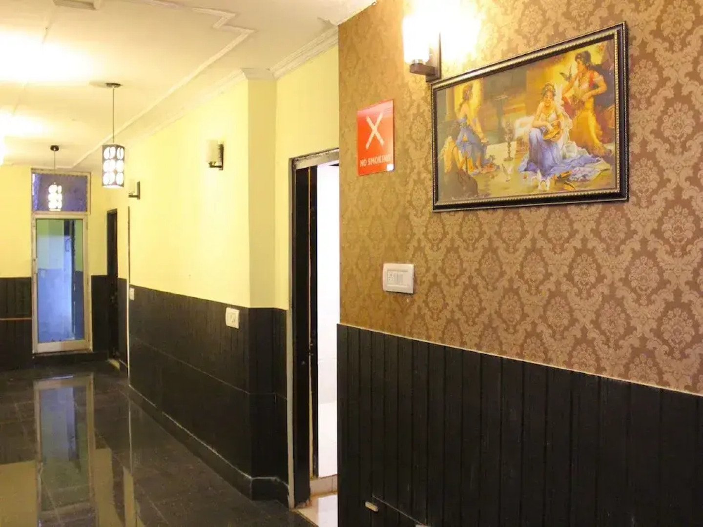 Hotel Sanjary Palace