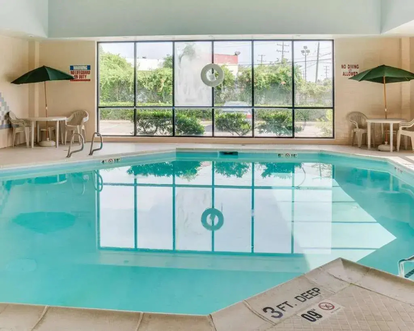 Econo Lodge Naval Station Norfolk