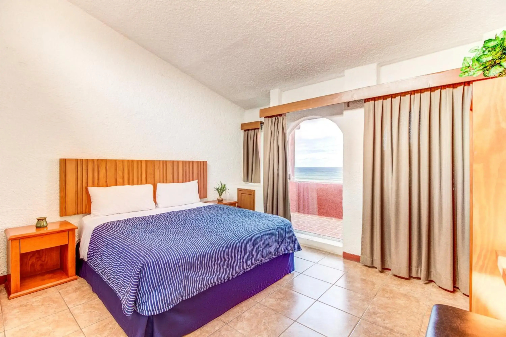 Puerto Nuevo Baja Hotel & Villas
