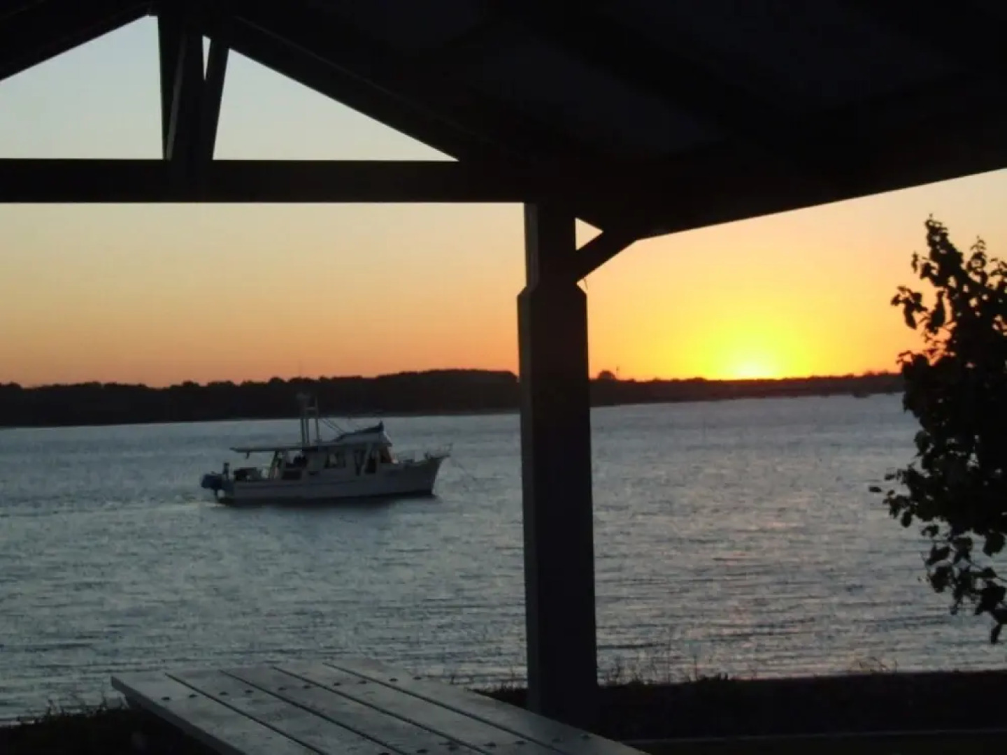 Ground floor, air condtioned apartment!