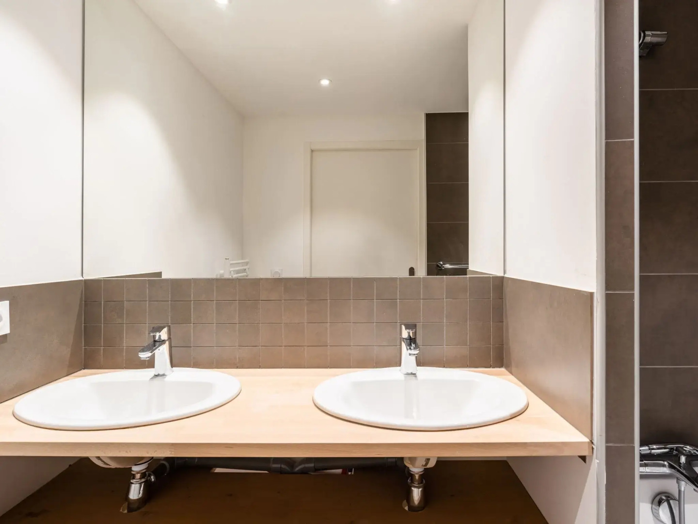 New apartments by the slopes in L'Alpe d'Huez