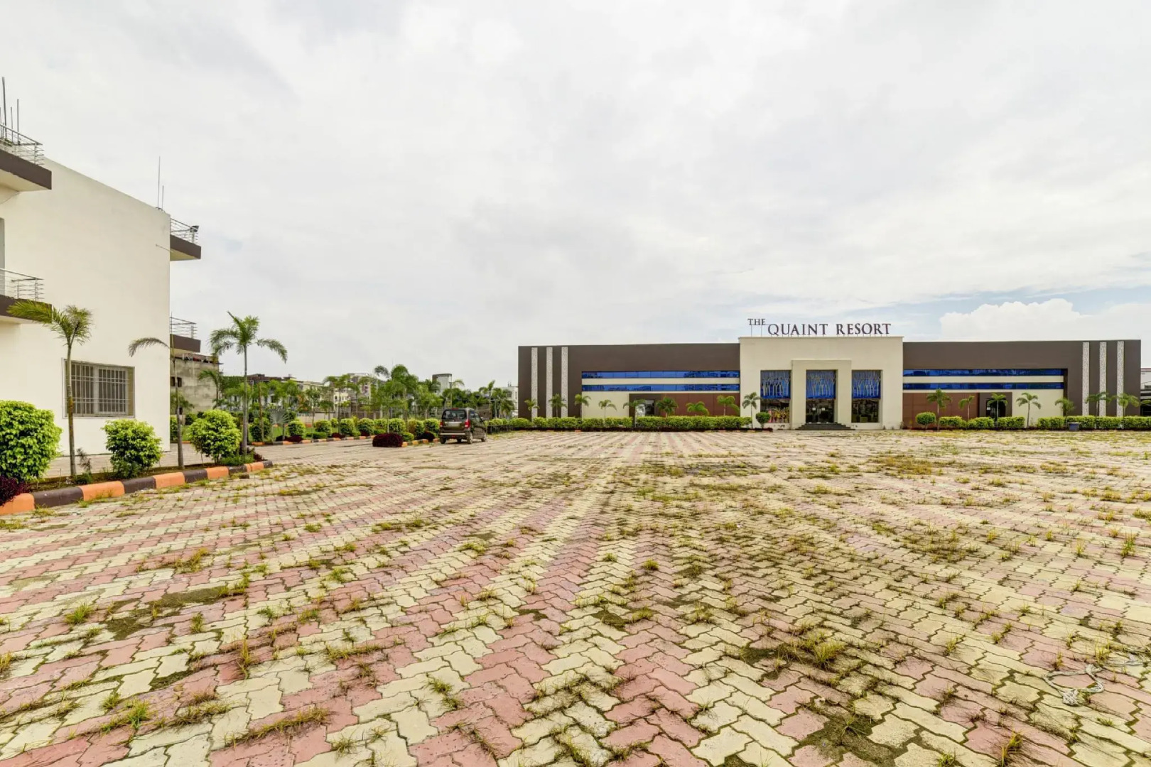 OYO 82551 The Hotel Quaint