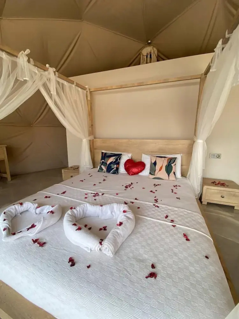 Kabak Freedom Deluxe Hotel