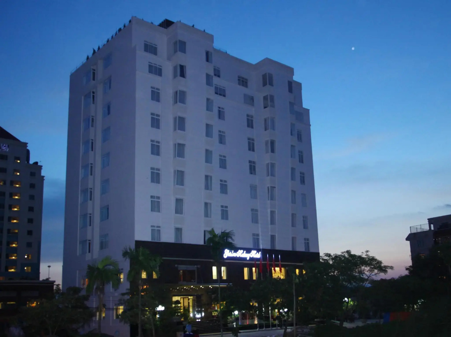 Golden Halong Hotel