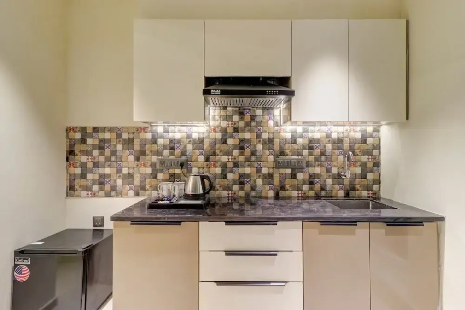 Saltstayz Premier - Mohali Chandigarh