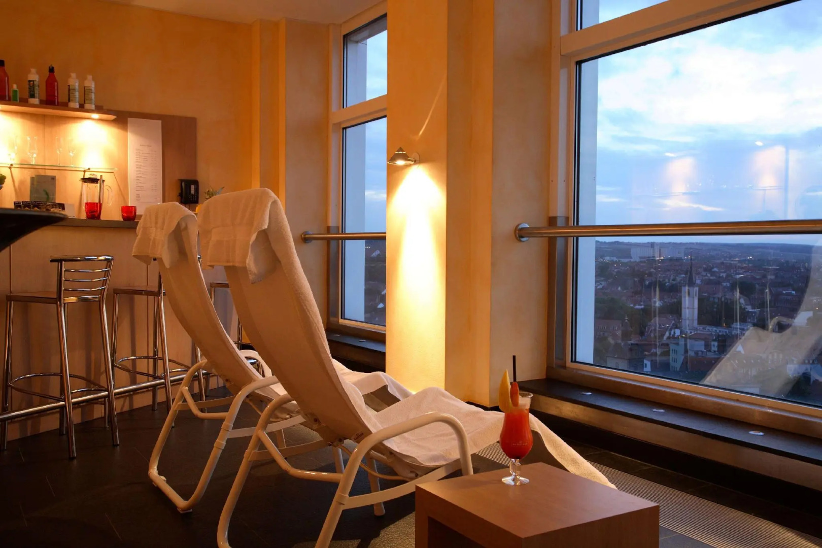 Отель NYX Erfurt by Leonardo Hotels