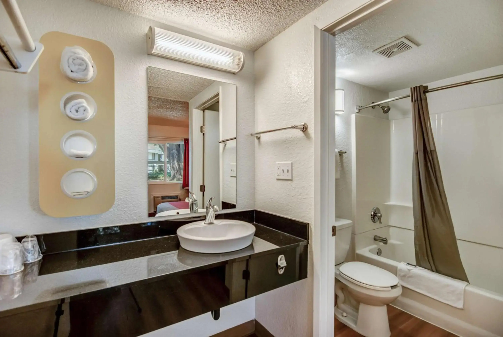 Motel 6 Stockton, CA - North