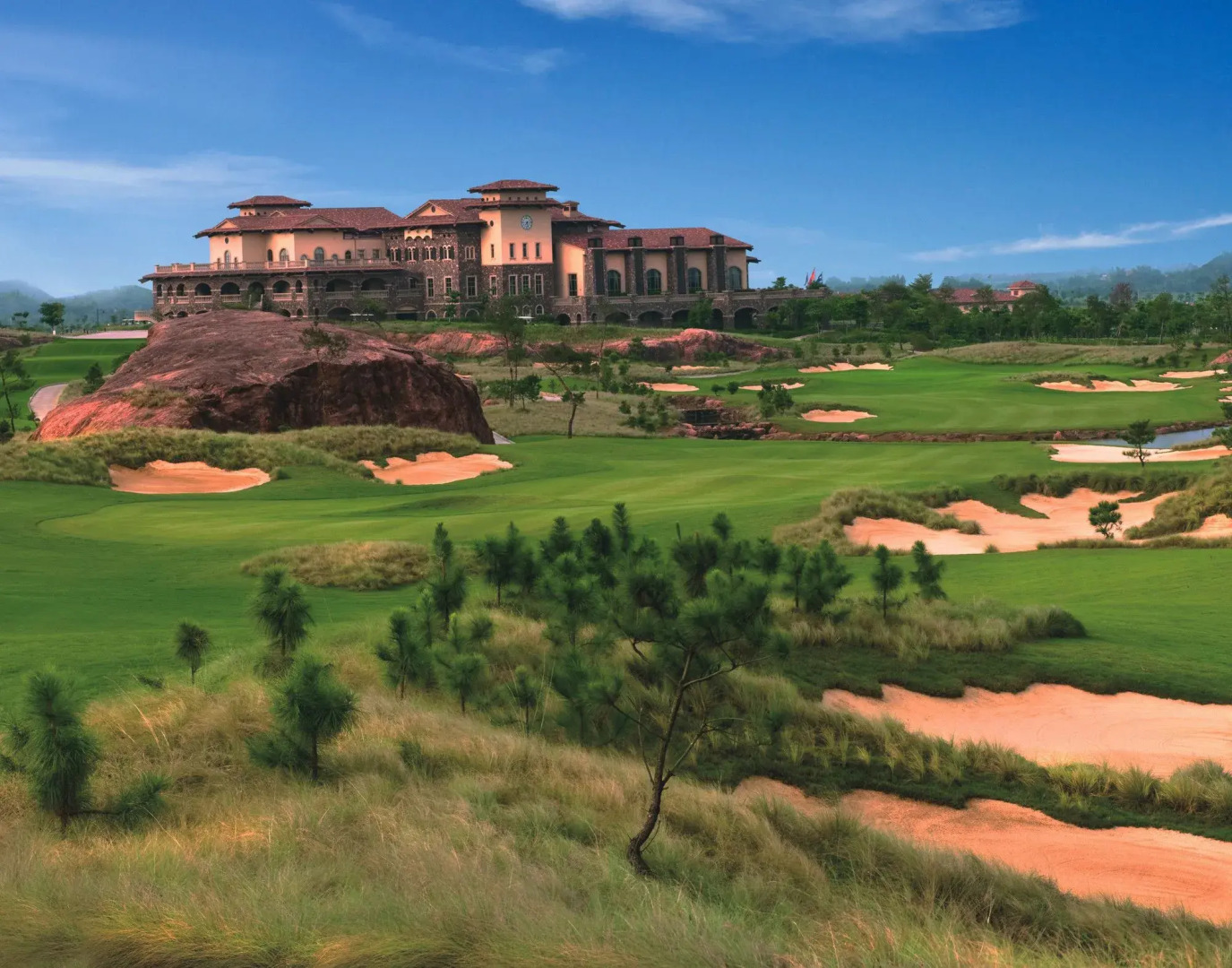 Sheraton Qingyuan Lion Lake Resort