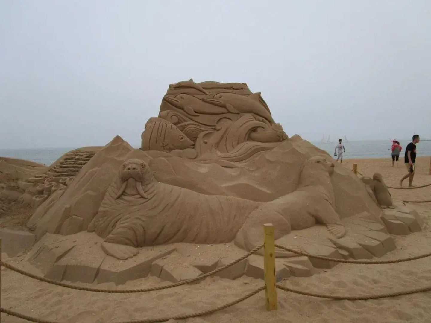 Sunshine fishing music Ren Jia Tai Cun Lan Su Hotel