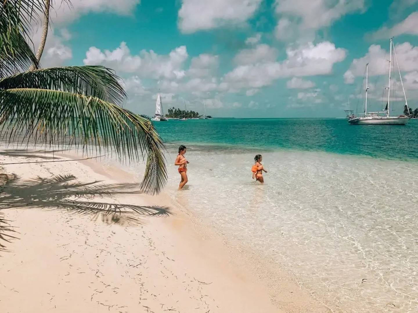 San Blas Private Sailboat - Island Hopping