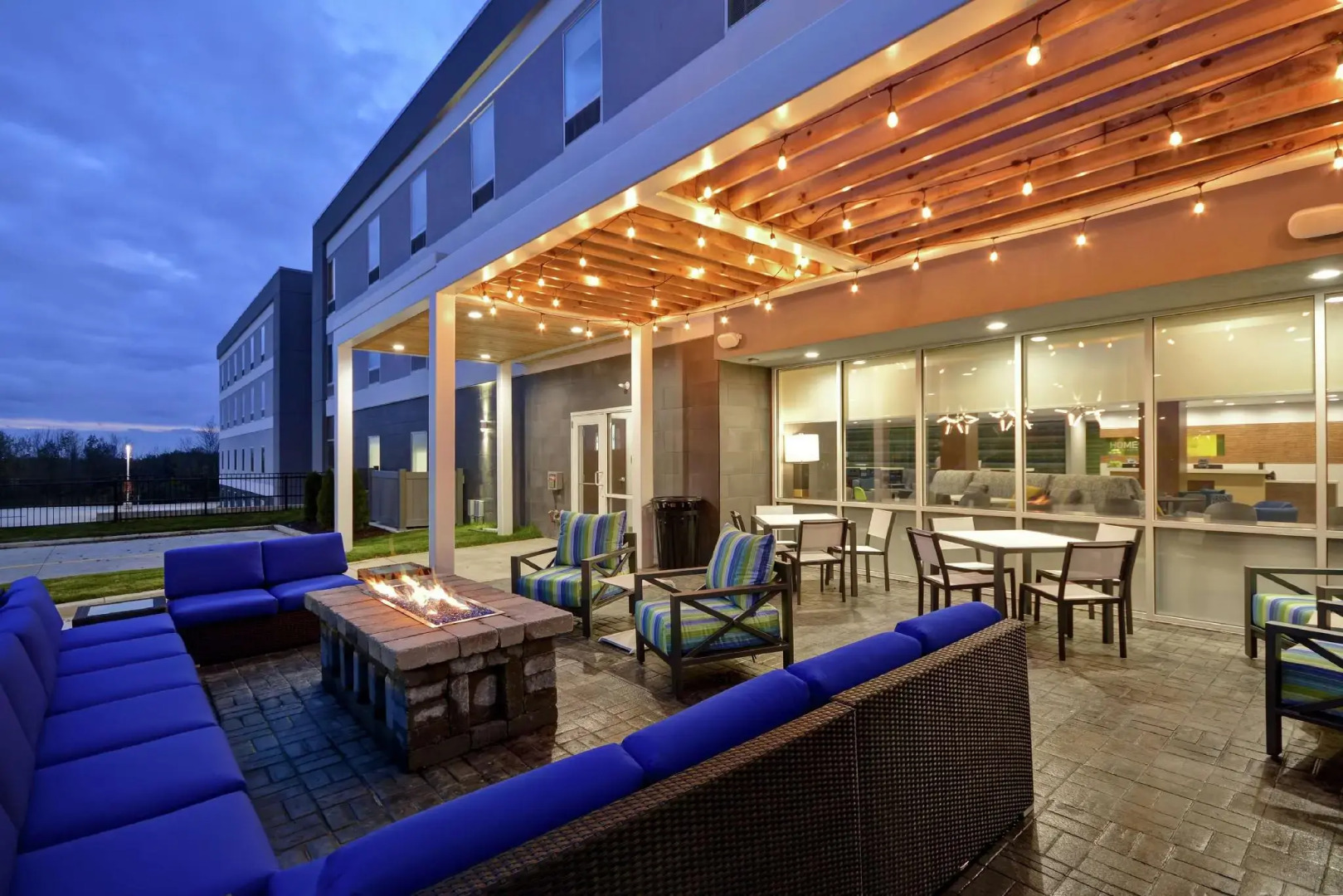 Home2 Suites by Hilton Grand Rapids North