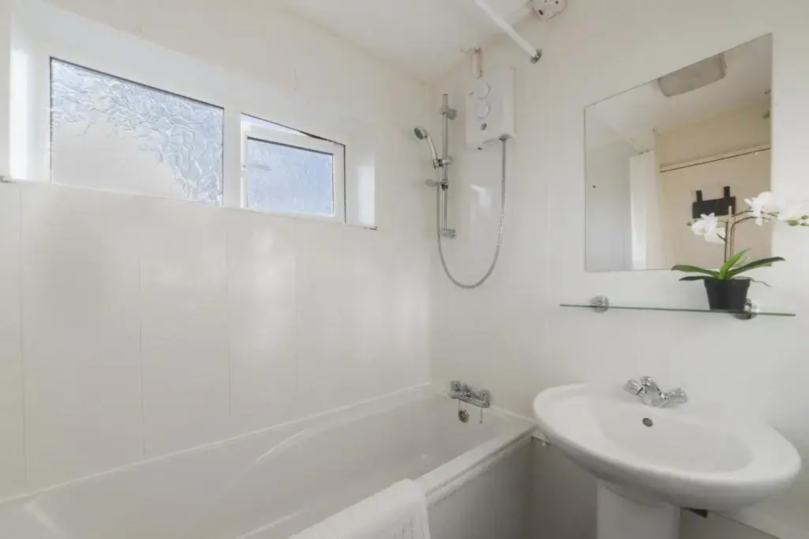 K Suites - Deerswood Avenue