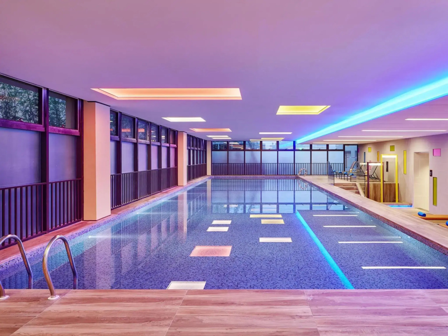 Aloft Dongguan Dynamic Town